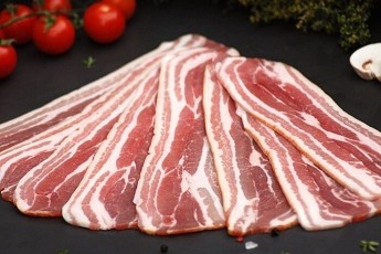 Smoked Streaky Bacon