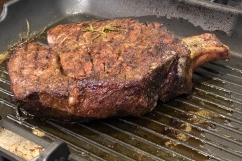 Tomahawk steak