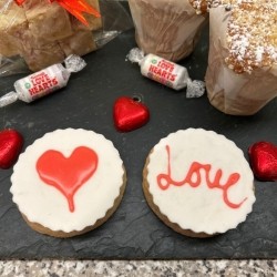 2 Shortbread by izzys.patisserie